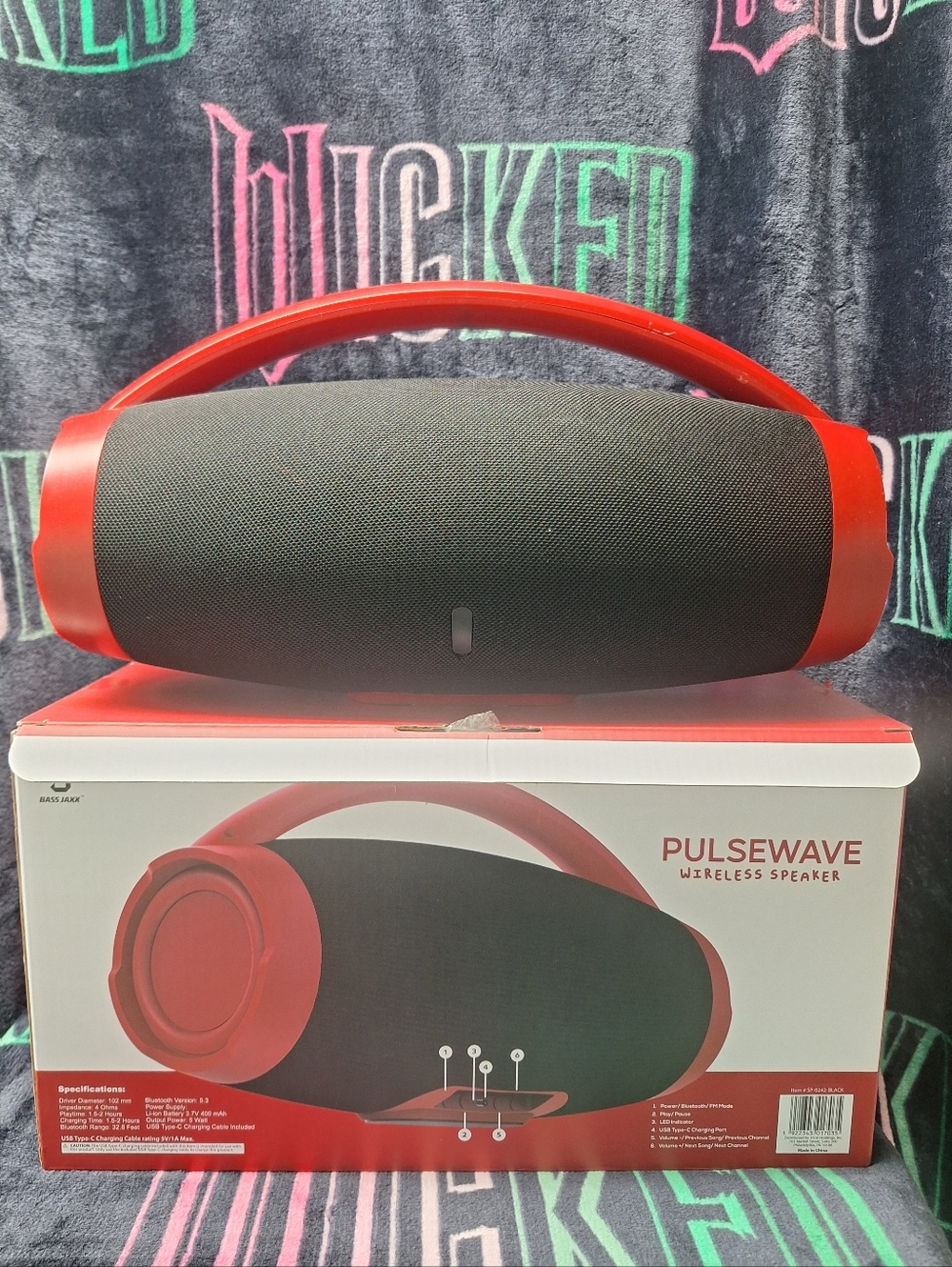 Bass Jaxx Bluetooth  Wireless Speaker in  Black/Red Type C Charger. With Handle.